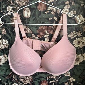 Daisy Fuentes Cream Pink 38D Bra